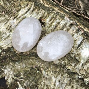 røgkvarts hånd sten