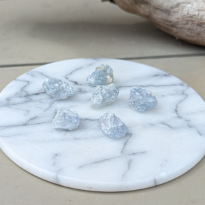 rå celestit lommesten