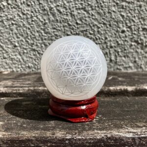 selenit kugle med livets blomst