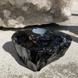 sort obsidian fyrfadsstage