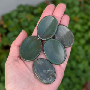 grøn aventurin nussesten