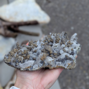 bjergkrystal med pyrit galena og marcasit