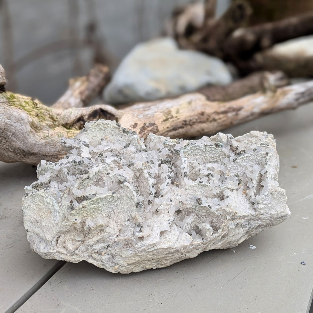 Calcit med bjergkrystal og pyrit - Billede 4