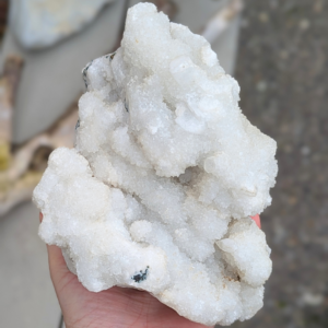 kvarts med træ agat og apophyllit